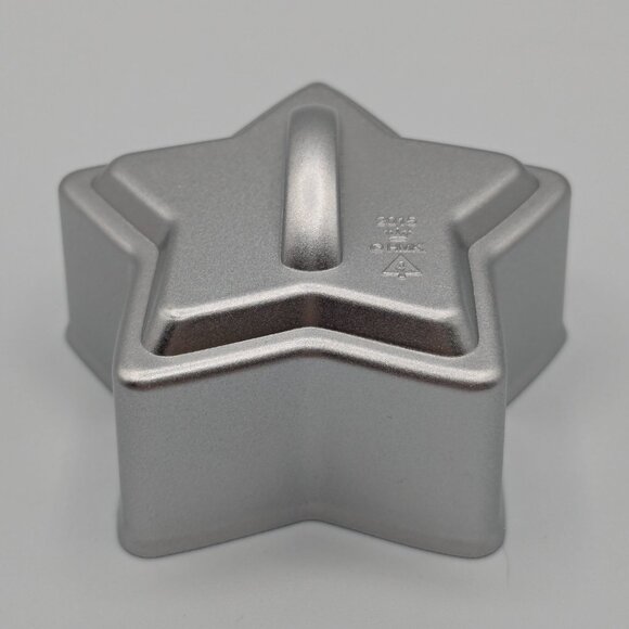 Hallmark Keepsake Cookie Cutter Christmas 2015, 4th in the Cookie Cutter Series - Picture 7 of 11